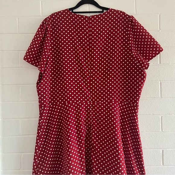 Showpo red and white polka dot dress with fabric tie  Size 20 - Picture 8 of 15
